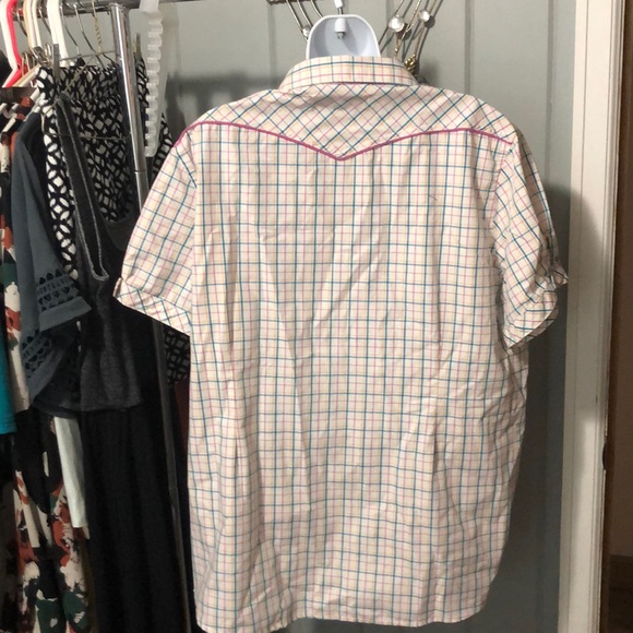Bit & Bridle plaid snap button top size 2X - Picture 4 of 5